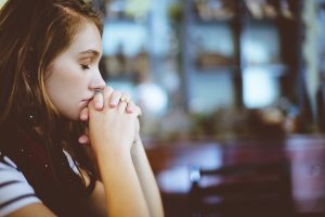 ¿Qué hago si siento que Dios no está respondiendo a mis oraciones?